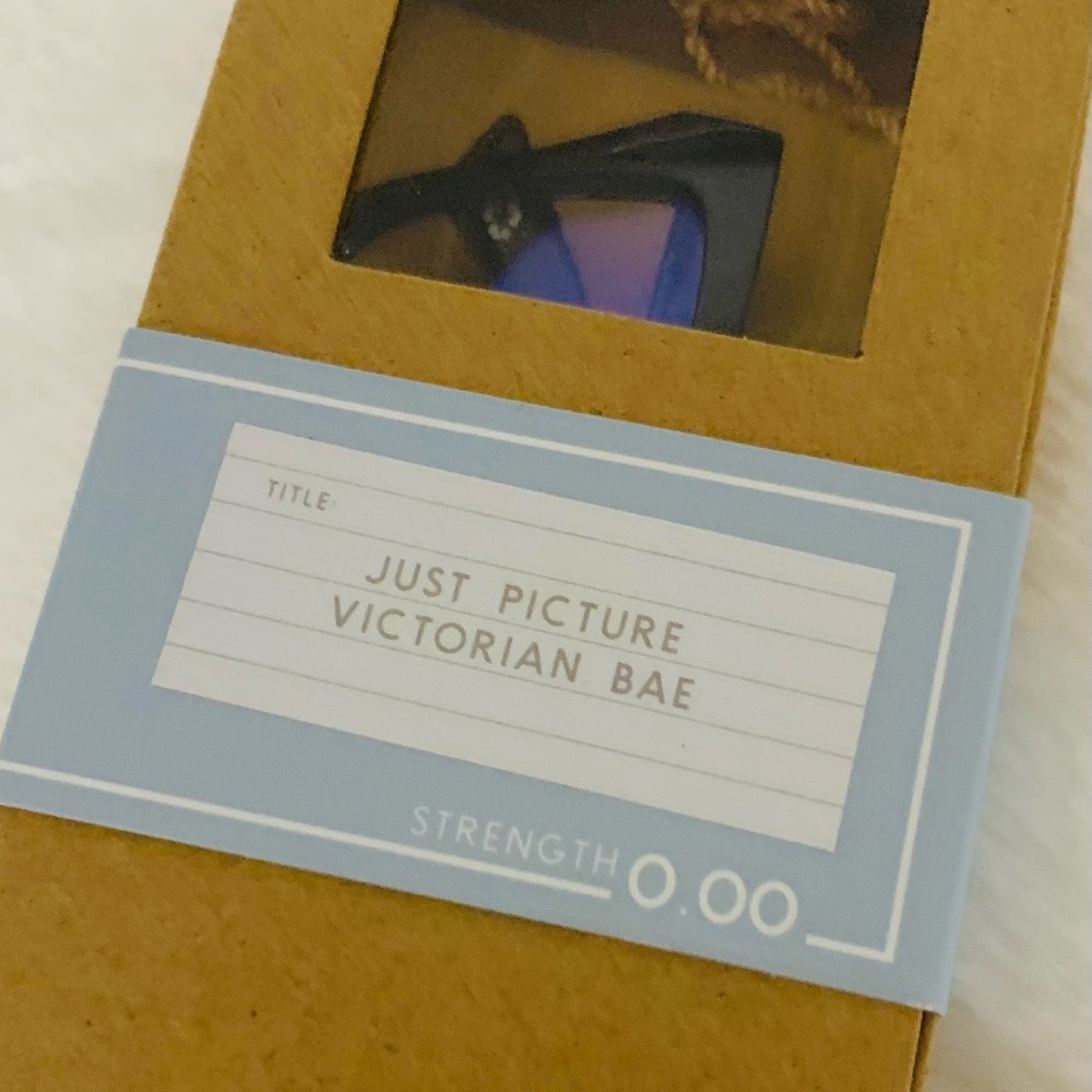 The Book Club Blue Light readers - New!